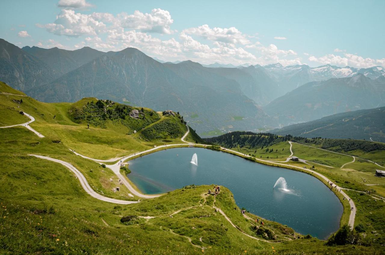 Hotel Germania Gastein - Ganzjaehrig Inklusive Alpentherme Gastein & Sommersaison Inklusive Gasteiner Bergbahnen บาดฮอฟกัสไตน์ ภายนอก รูปภาพ