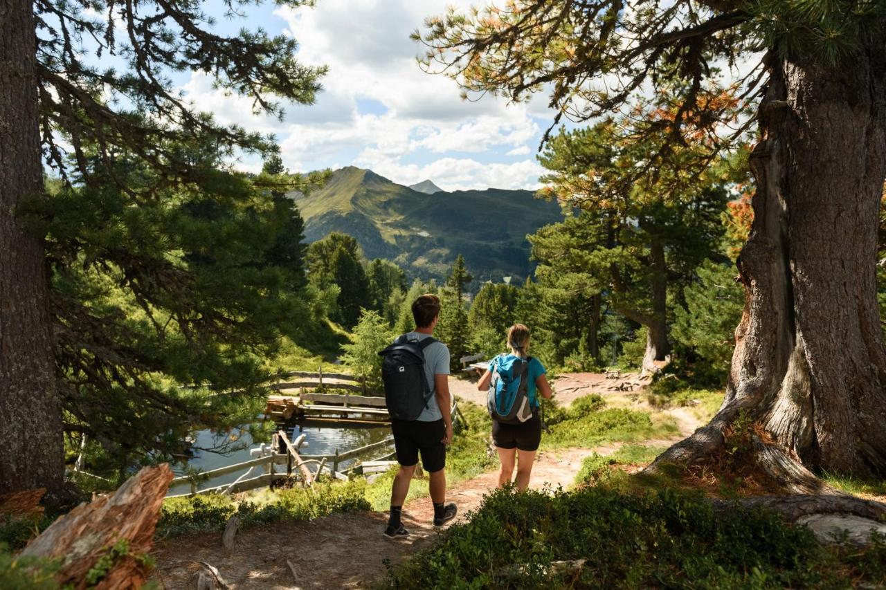 Hotel Germania Gastein - Ganzjaehrig Inklusive Alpentherme Gastein & Sommersaison Inklusive Gasteiner Bergbahnen บาดฮอฟกัสไตน์ ภายนอก รูปภาพ