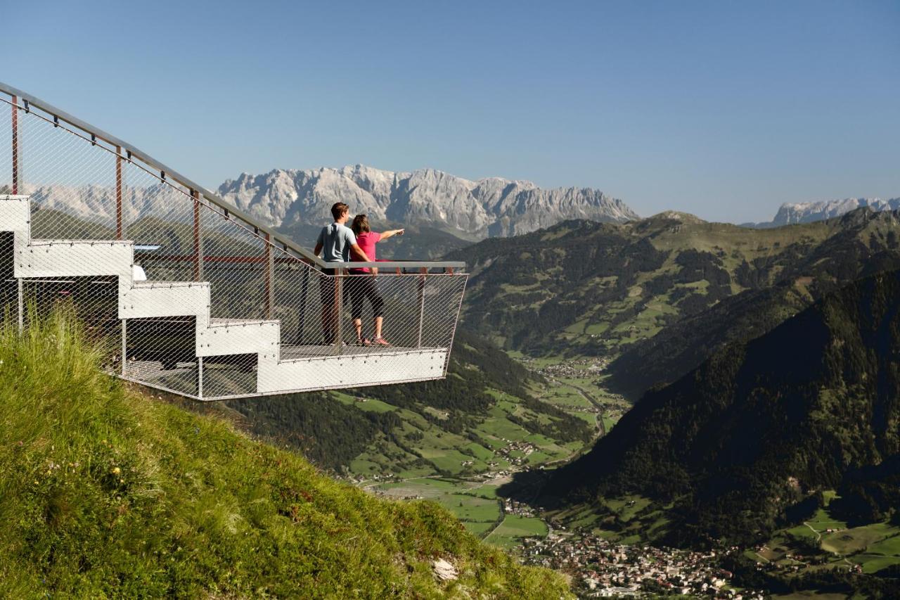 Hotel Germania Gastein - Ganzjaehrig Inklusive Alpentherme Gastein & Sommersaison Inklusive Gasteiner Bergbahnen บาดฮอฟกัสไตน์ ภายนอก รูปภาพ